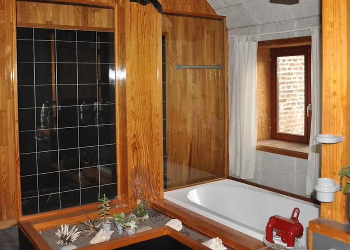 Compagnons11 Bed & Breakfast 3*