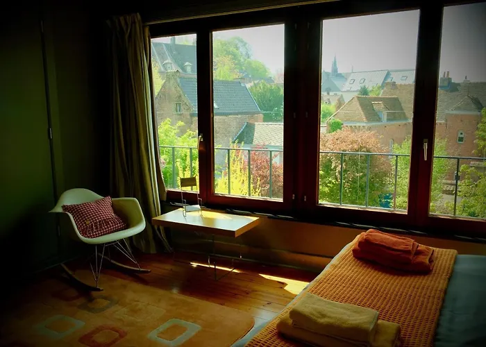 Compagnons11 Bed & Breakfast Mons